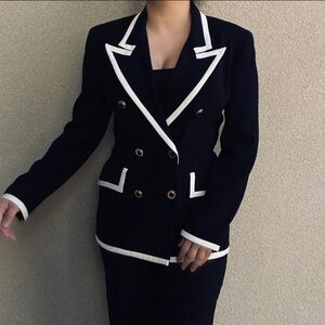 Vintage navy blue women’s suit